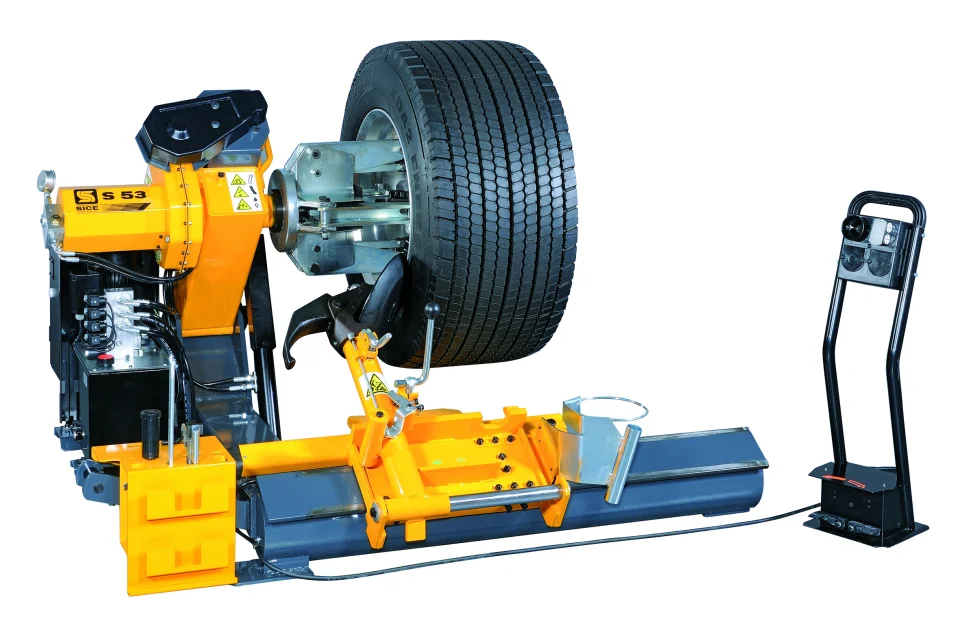 Commercial Tyre Fitting